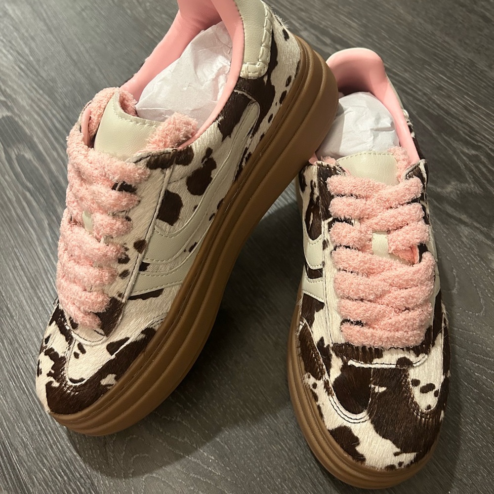 Steve Madden Dodge Sneaker - Never Worn